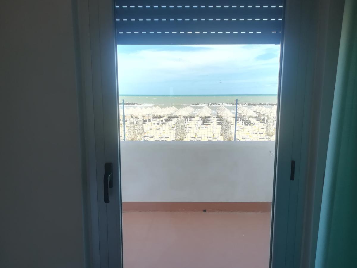 Hotel Valente Ортона Экстерьер фото