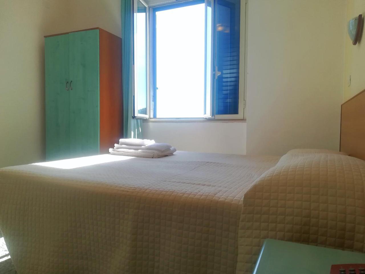Hotel Valente Ортона Экстерьер фото