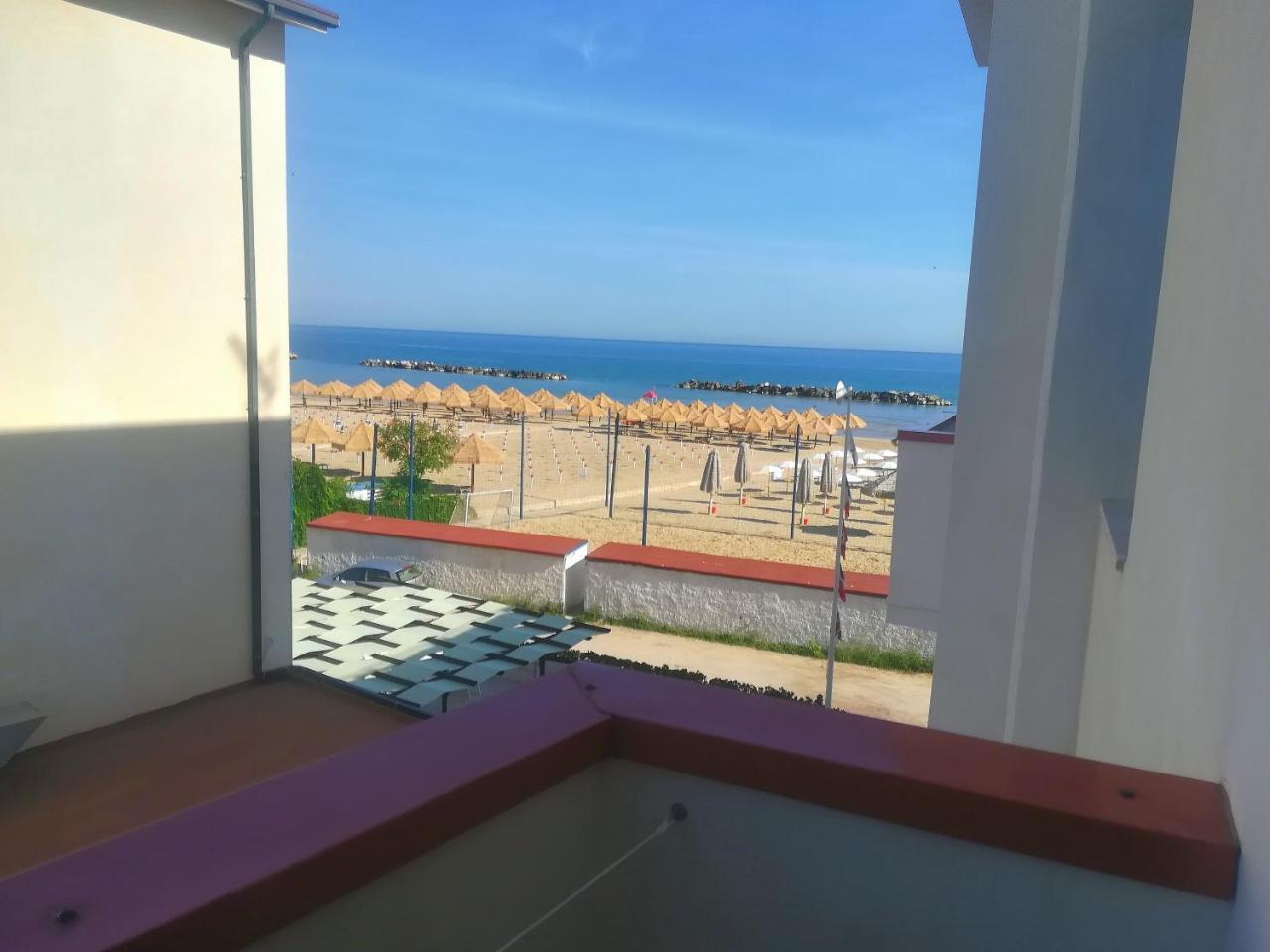 Hotel Valente Ортона Экстерьер фото